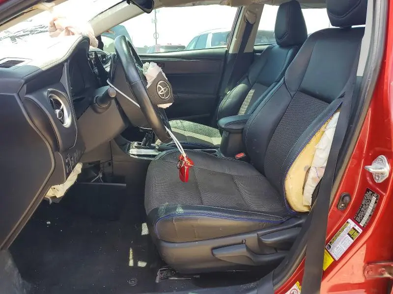 2017 TOYOTA COROLLA SE  
