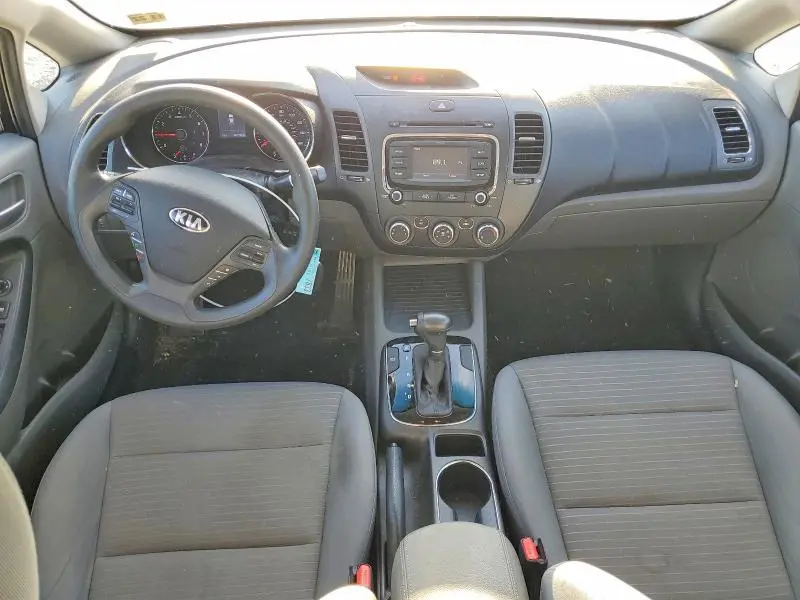 2017 KIA FORTE LX  