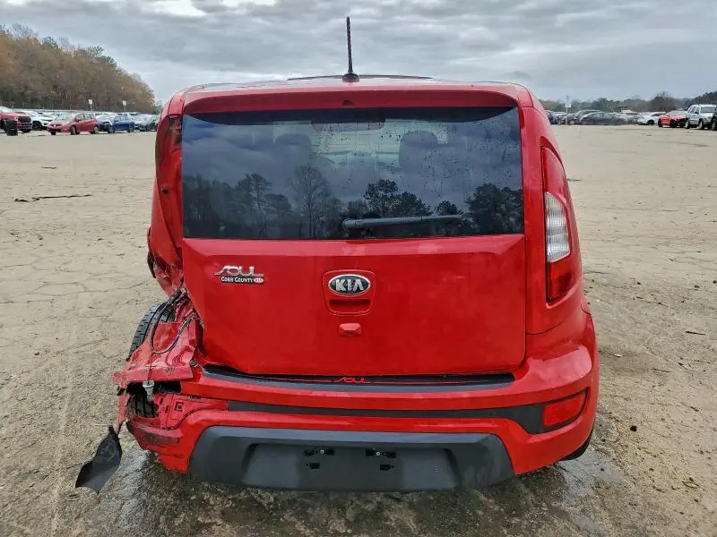 2013 KIA SOUL +  