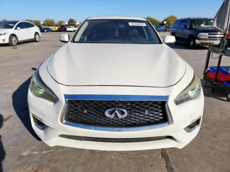 2018 INFINITI Q50 LUXE  