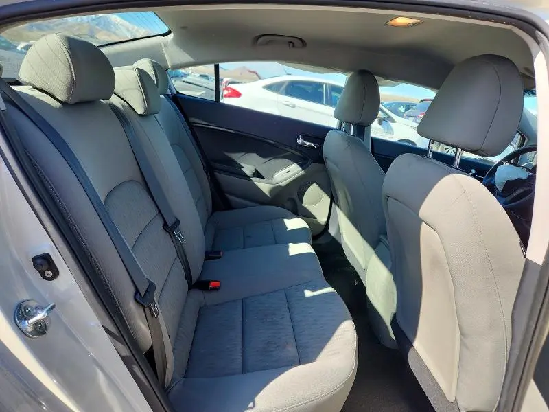 2015 KIA FORTE LX  