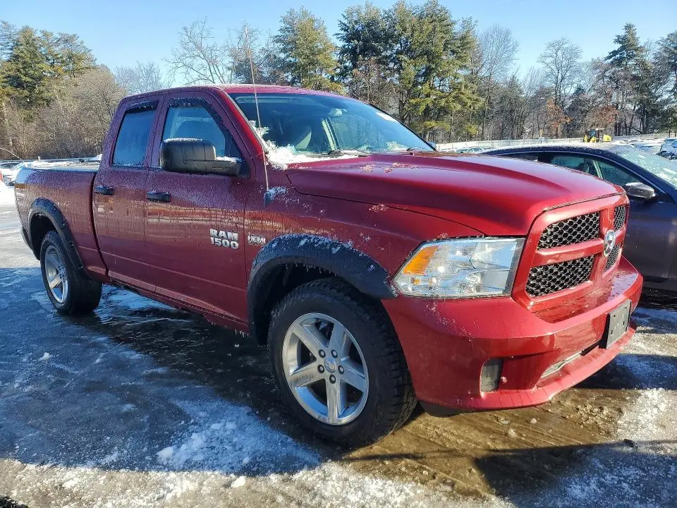 2013 RAM 1500 ST  
