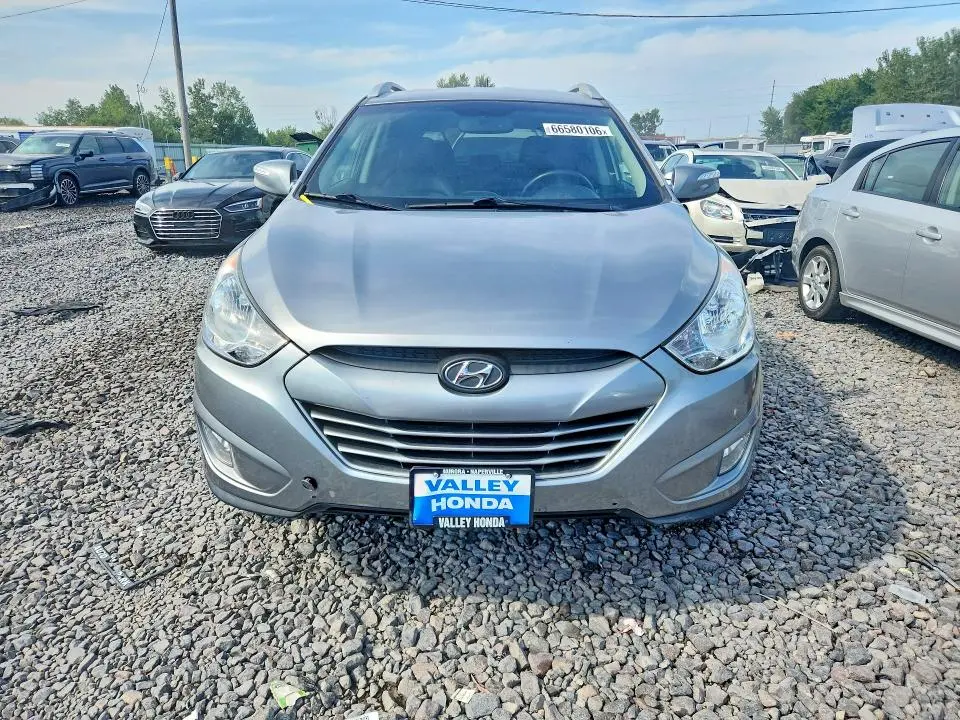 2013 HYUNDAI TUCSON GLS  