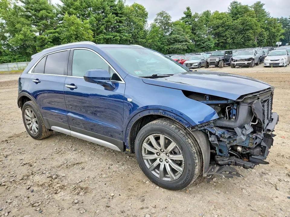 2020 CADILLAC XT4 PREMIUM LUXURY  