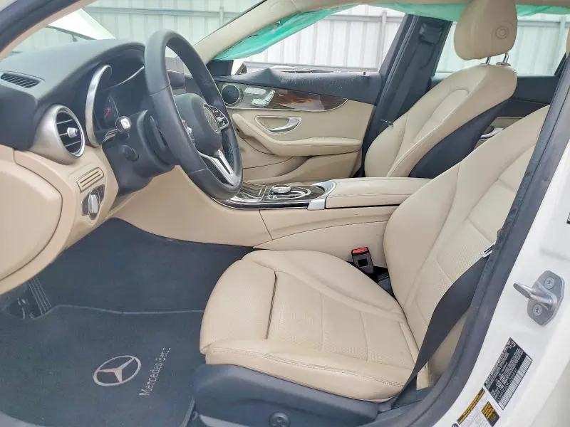 2019 MERCEDES-BENZ C 300  
