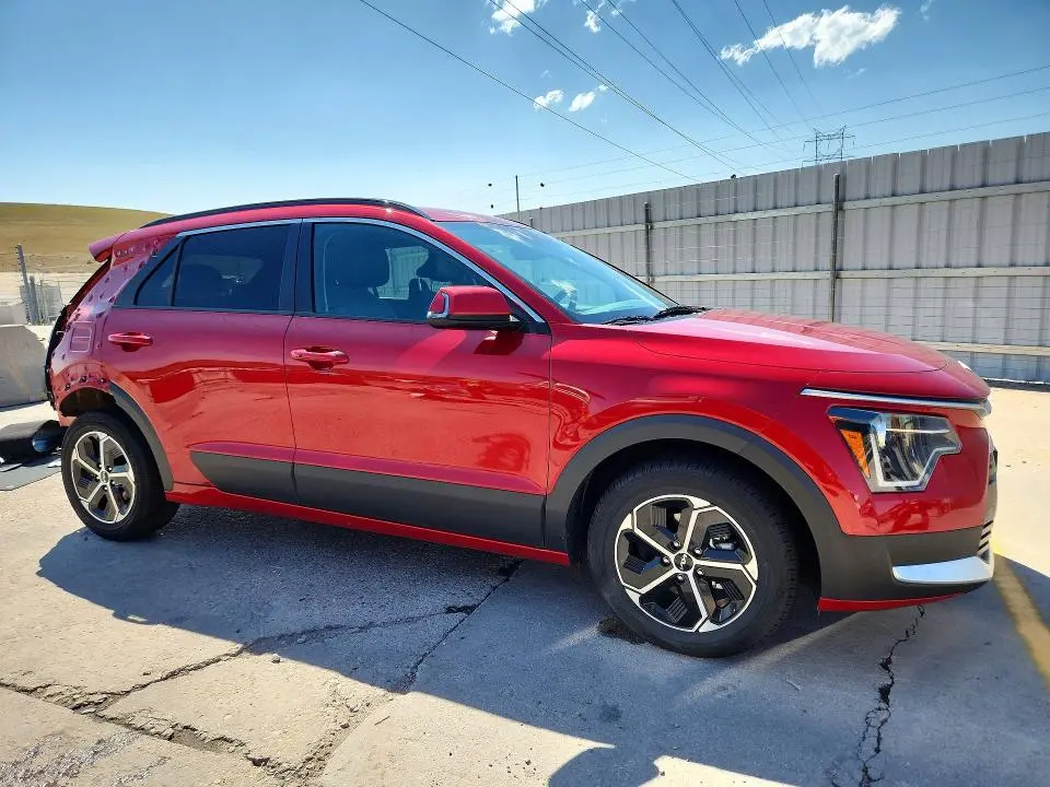 2023 KIA NIRO EX  