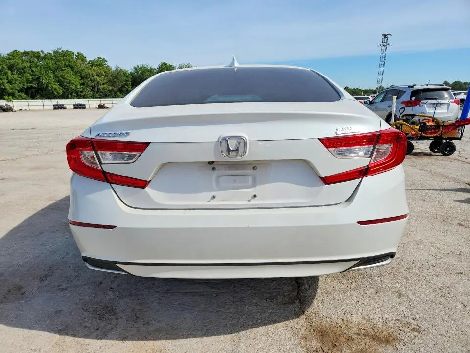 2020 HONDA ACCORD LX  