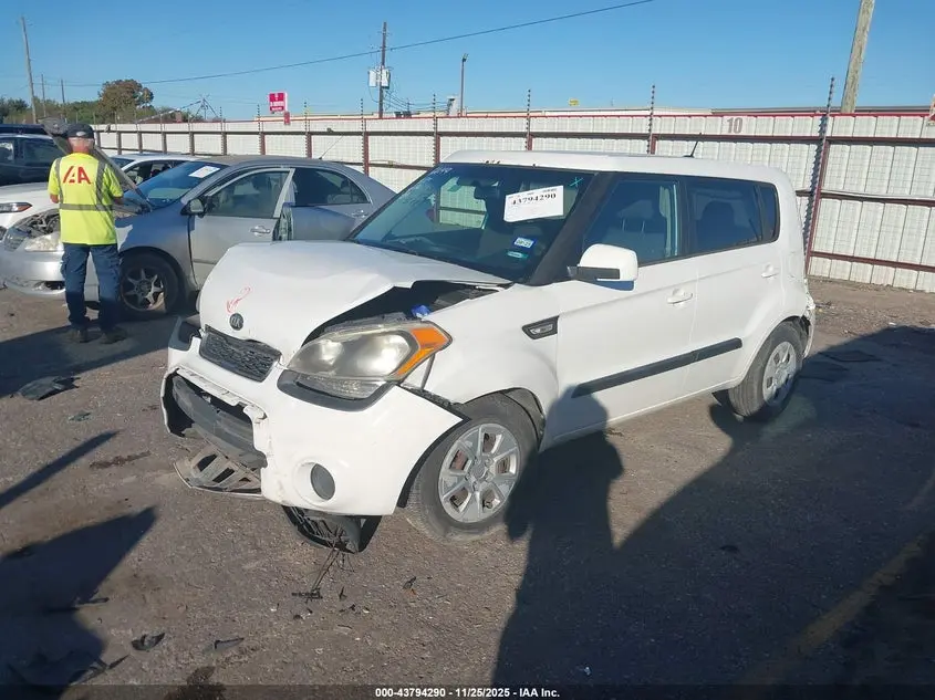 2013 KIA SOUL  