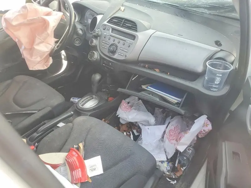 2010 HONDA FIT SPORT  