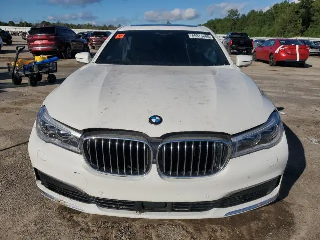 2019 BMW 750 XI