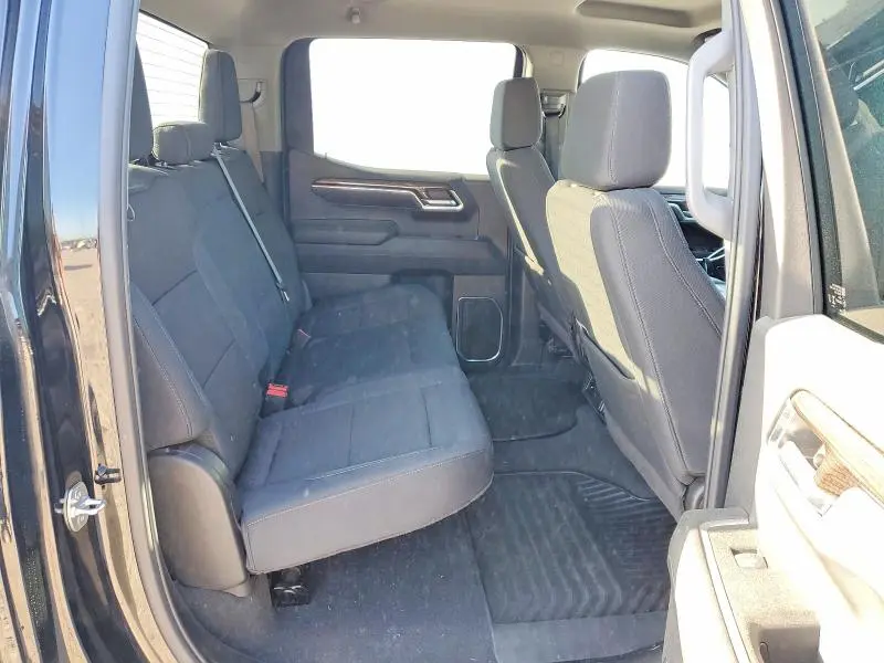 2025 CHEVROLET SILVERADO C1500 LT  