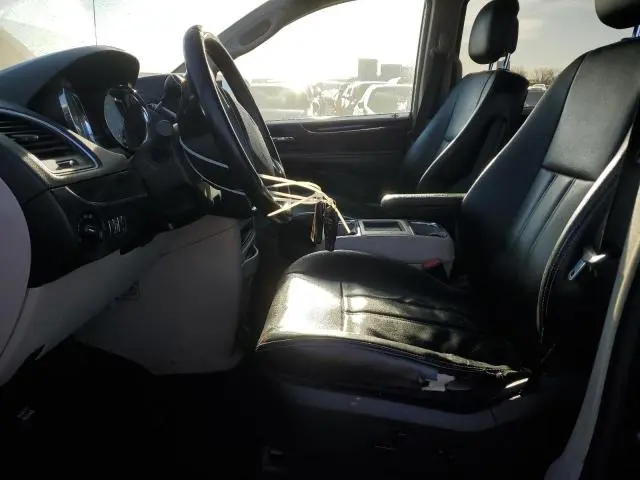 2013 CHRYSLER TOWN & COUNTRY TOURING  