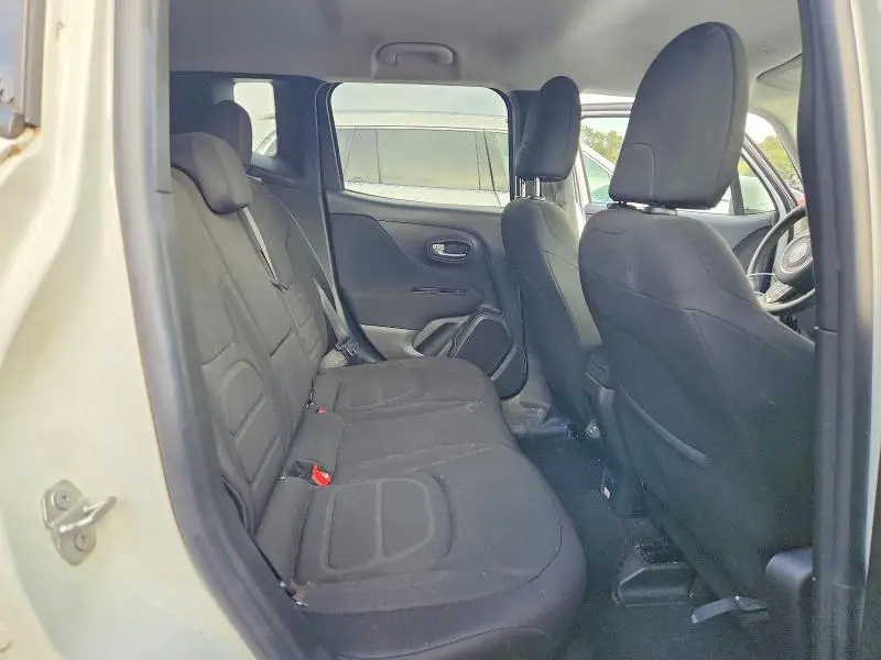 2019 JEEP RENEGADE LATITUDE  