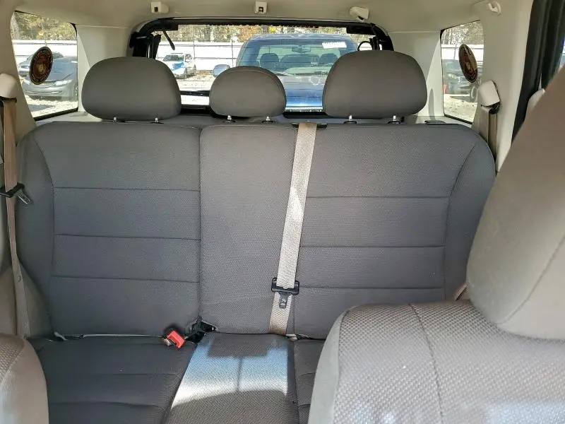 2010 FORD ESCAPE XLT  