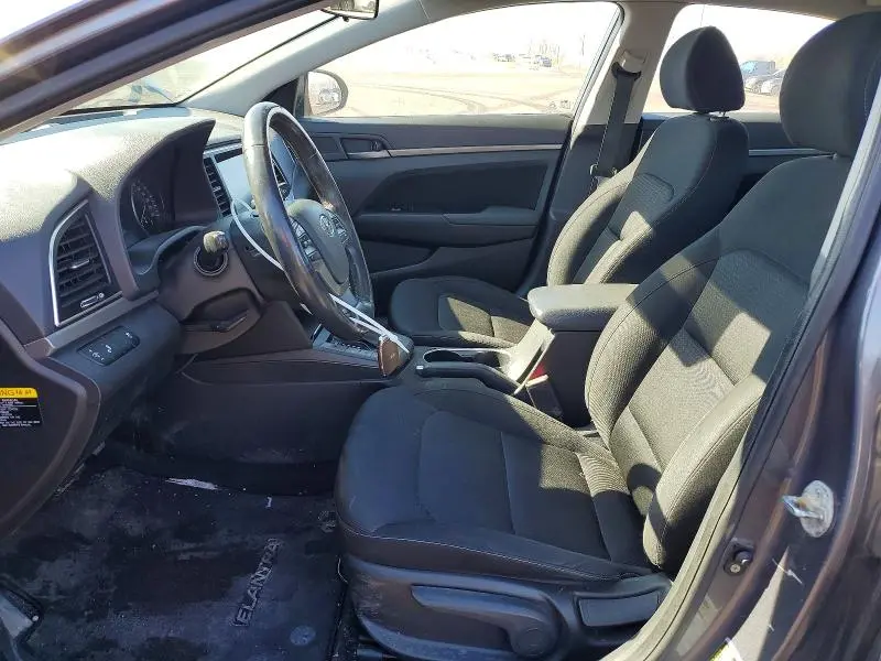 2018 HYUNDAI ELANTRA SEL  