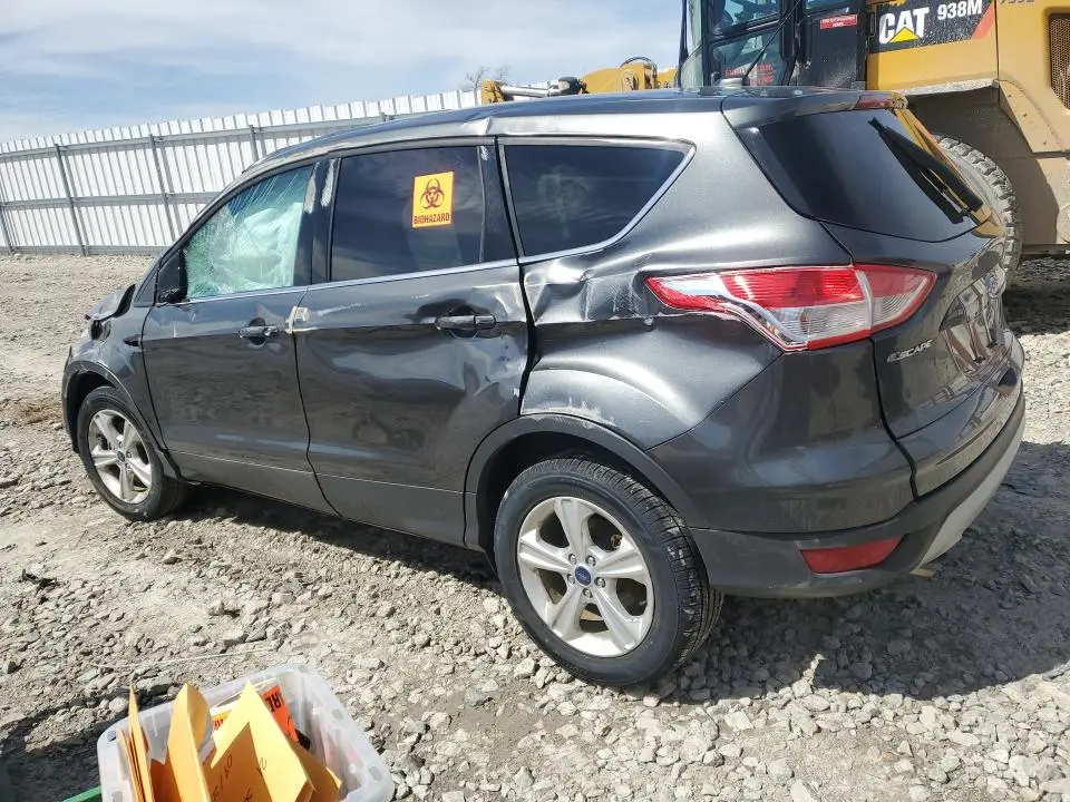 2016 FORD ESCAPE SE  