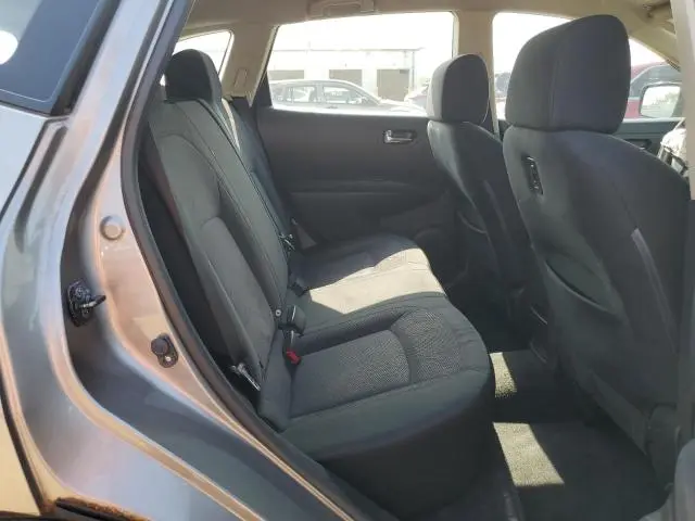 2011 NISSAN ROGUE S  