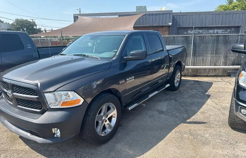 2016 RAM 1500 ST
