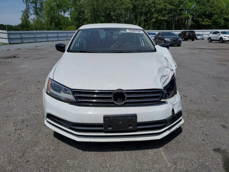 2015 VOLKSWAGEN JETTA SE  