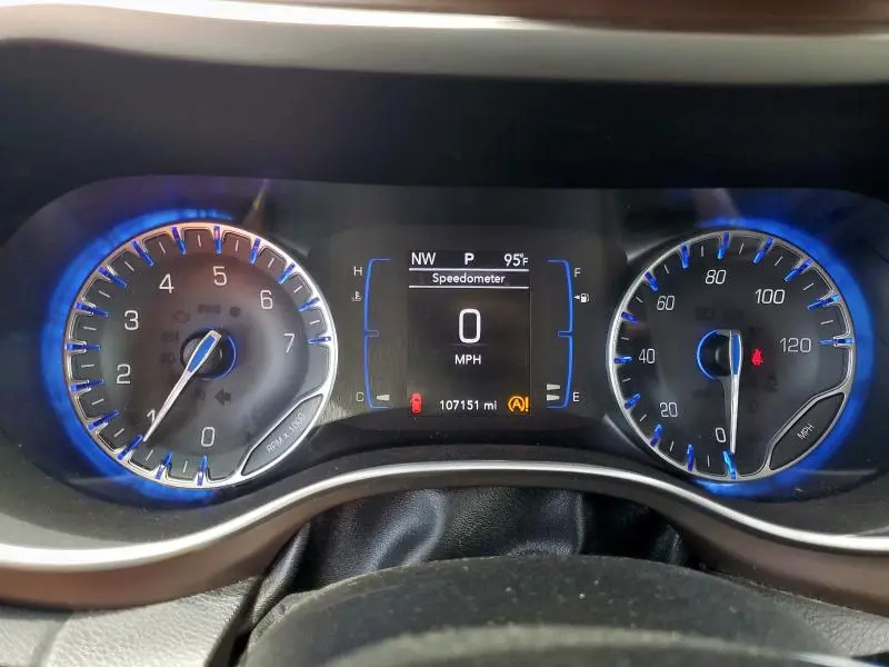 2020 CHRYSLER VOYAGER LXI  