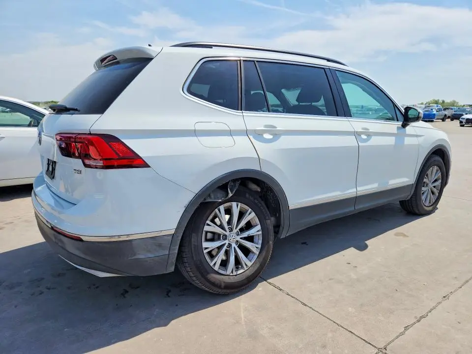 2018 VOLKSWAGEN TIGUAN SE  