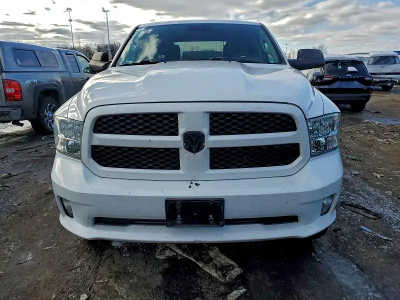 2014 RAM 1500 ST  