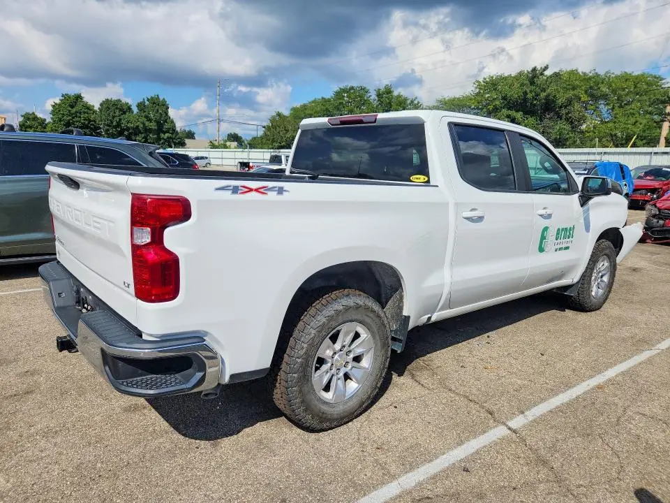 2021 CHEVROLET SILVERADO K1500 LT  