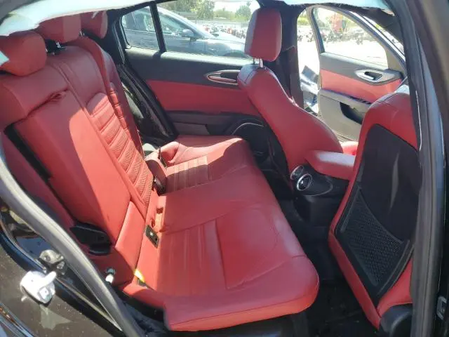 2021 ALFA ROMEO GIULIA TI  