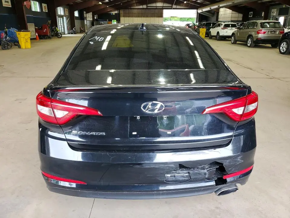 2017 HYUNDAI SONATA SE  