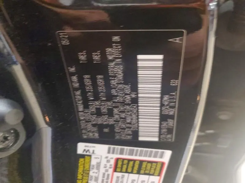 2021 TOYOTA HIGHLANDER XLE  