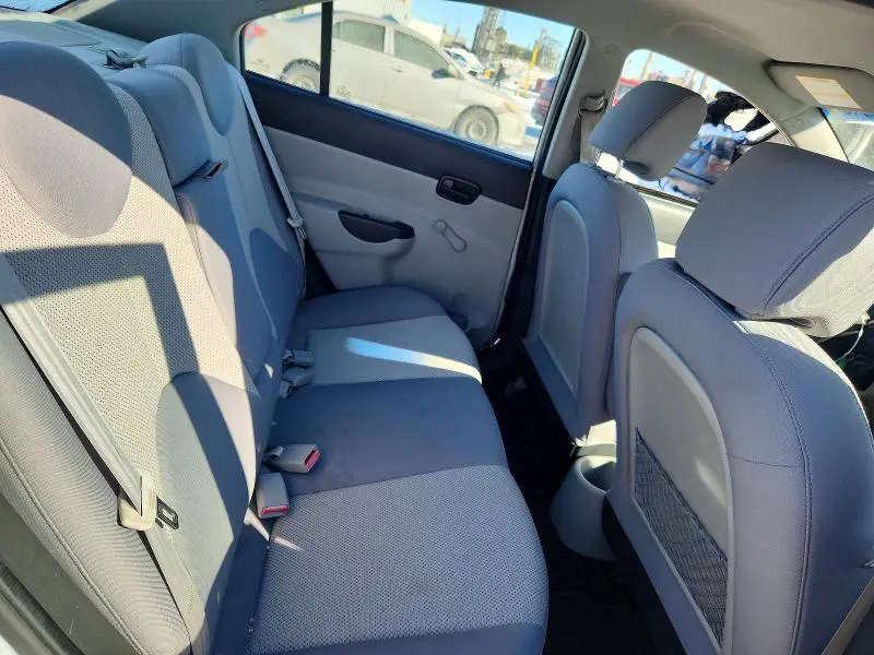 2011 HYUNDAI ACCENT GLS  