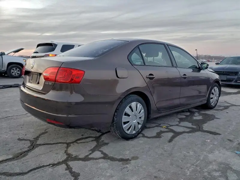 2011 VOLKSWAGEN JETTA SE  