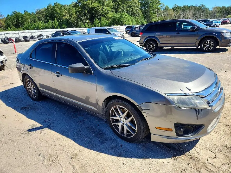 2010 FORD FUSION SE  