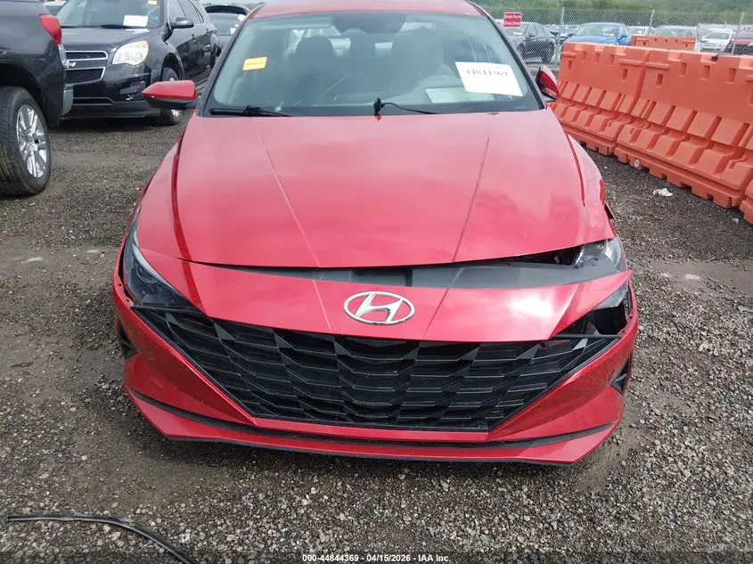 2023 HYUNDAI ELANTRA SE