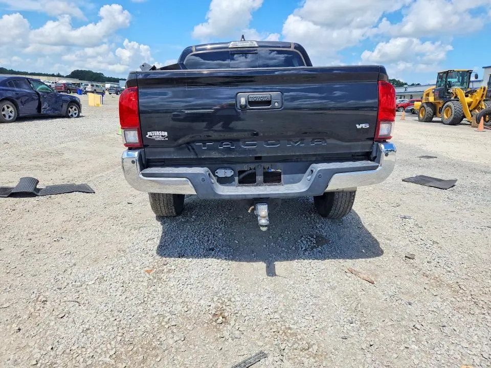 2023 TOYOTA TACOMA SR5 V6  