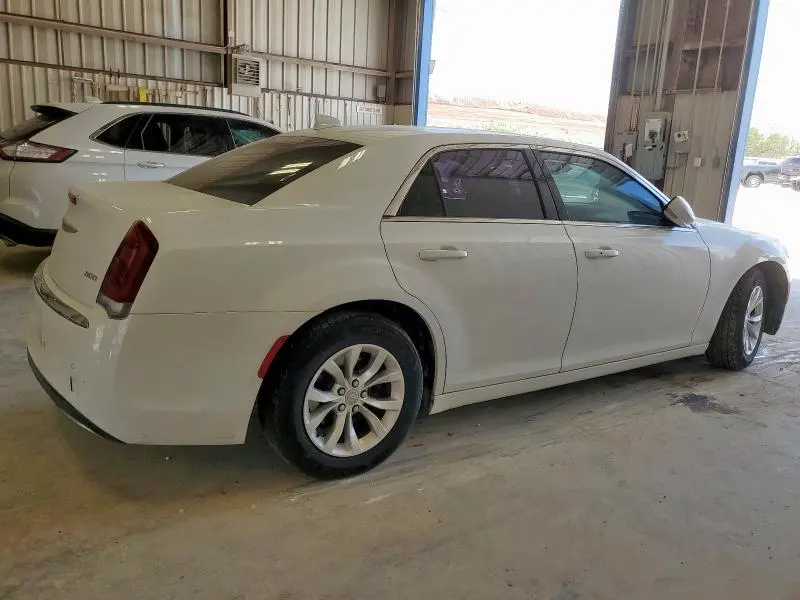 2015 CHRYSLER 300 LIMITED  