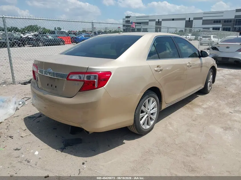 2012 TOYOTA CAMRY XLE V6