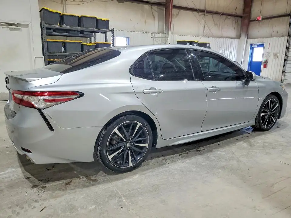 2018 TOYOTA CAMRY XSE  