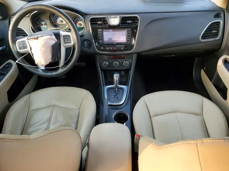 2011 CHRYSLER 200 LIMITED  