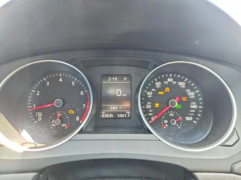 2017 VOLKSWAGEN JETTA SE  