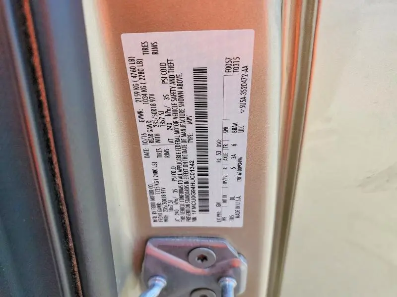 2017 FORD ESCAPE SE  