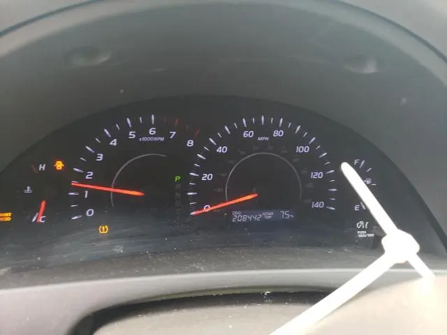 2011 TOYOTA CAMRY BASE  