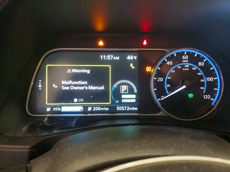 2020 NISSAN LEAF SL PLUS  