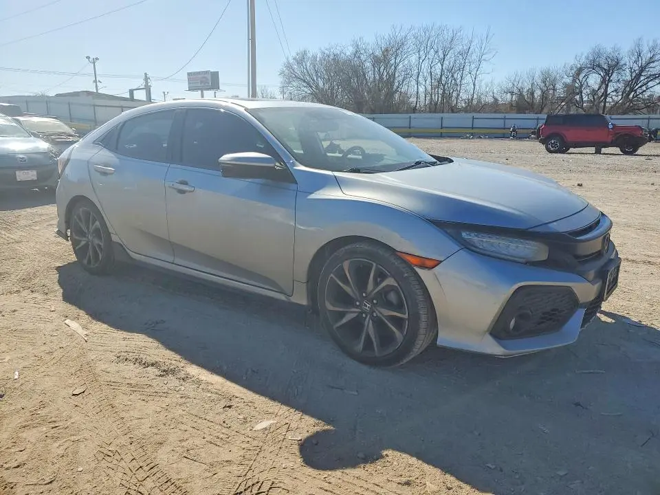 2018 HONDA CIVIC SPORT TOURING  