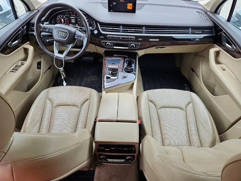 2017 AUDI Q7 PRESTIGE  