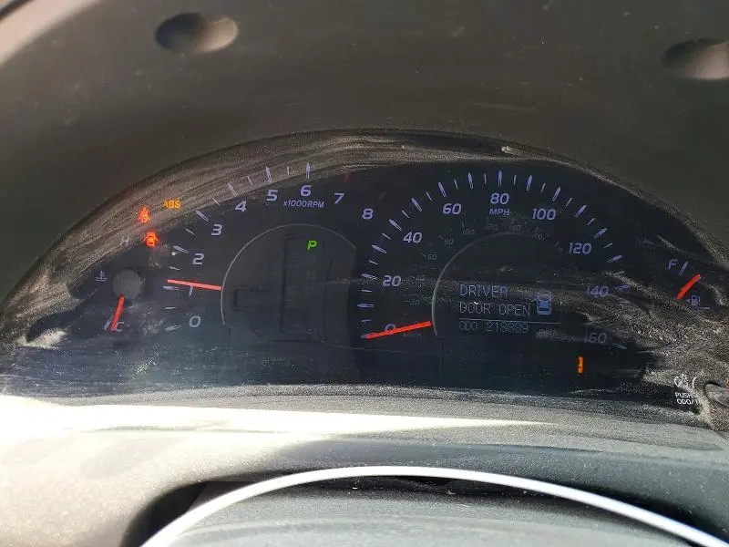 2011 TOYOTA CAMRY XLE V6  