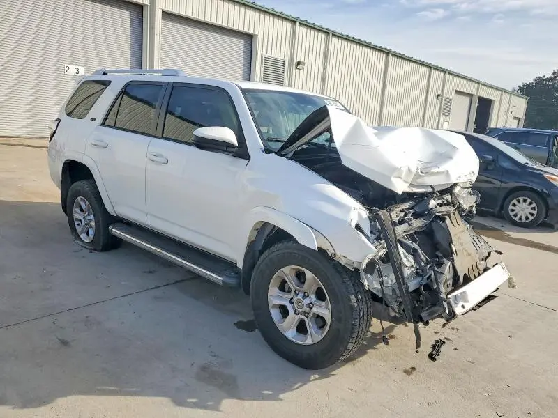 2015 TOYOTA 4RUNNER SR5  