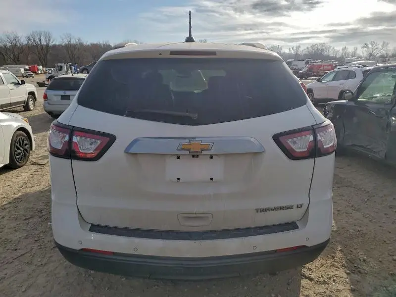 2016 CHEVROLET TRAVERSE LT  