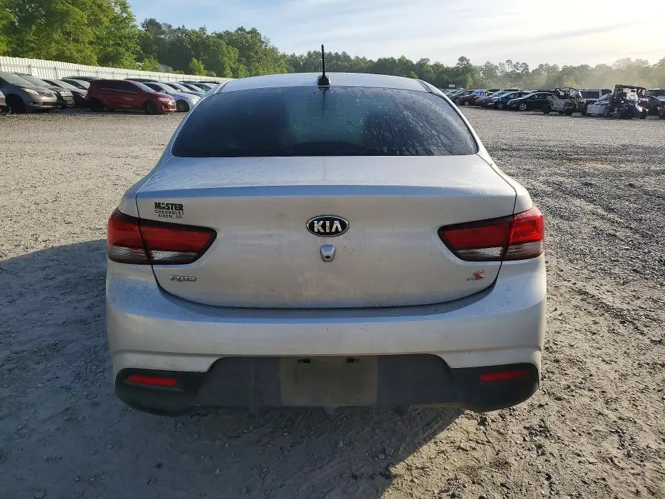 2020 KIA RIO S  