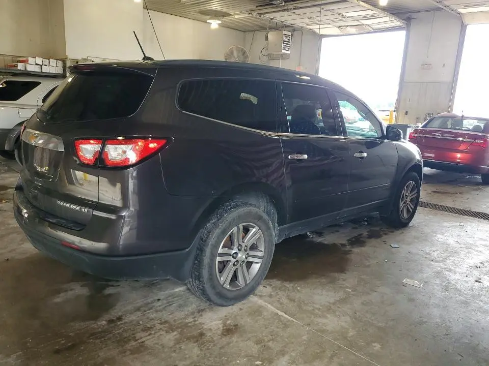 2015 CHEVROLET TRAVERSE LT  